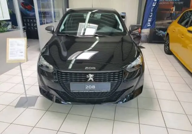 Angebotsdetails Peugeot 208 SCHWARZ PERLA NERA