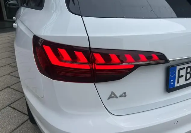 Angebotsdetails Audi A4 Ibisweiß