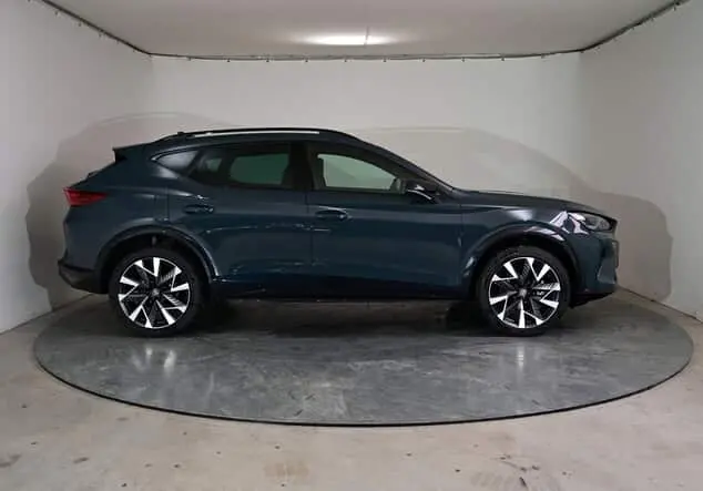 Angebotsdetails Cupra Formentor Cupra Formentor 1.5 eTSI 110 kW (150 PS) 7-Gang-DSG Fiord Blau