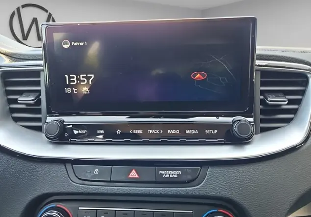 Angebotsdetails Kia XCeed 1,5 T-GDI Vision Kamera Beige ((L2B) COPPERSTONE MET.)