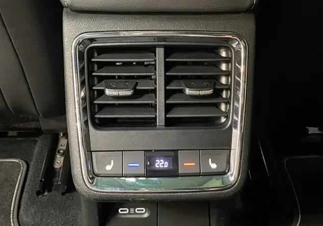 Angebotsdetails Skoda Enyaq iV 80 Sportline / Silber (Artic Silber Metallic)