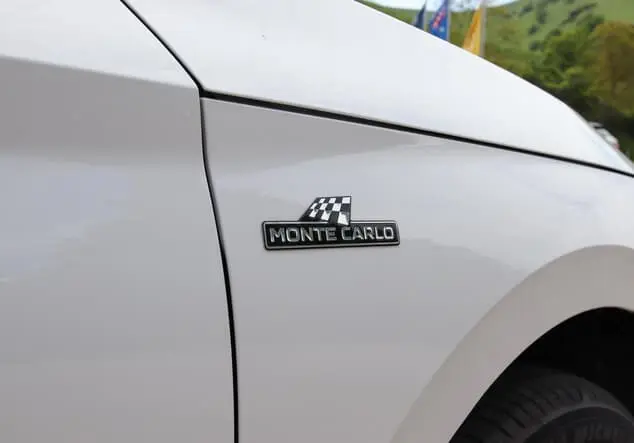 Angebotsdetails Skoda Kamiq Candy-Weiss