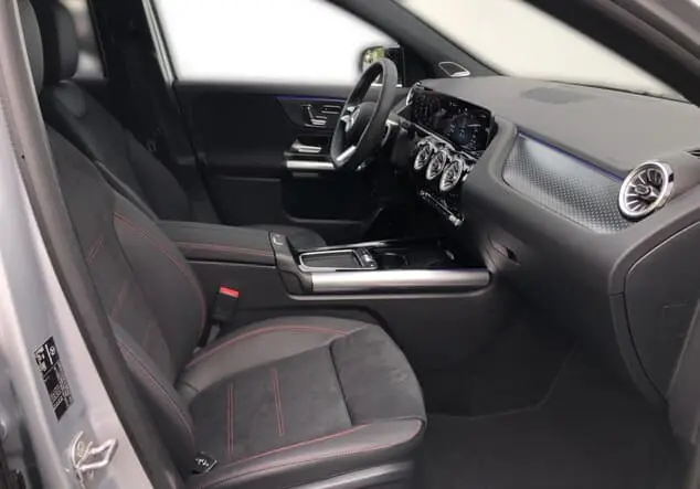 Angebotsdetails Mercedes-Benz GLA Metalliclack hightechsilber