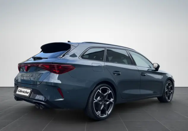 Angebotsdetails Cupra Leon Sportstourer Cupra Leon Sportstourer VZ 2.0 TSI 245 kW (333 PS) Fiord Blau