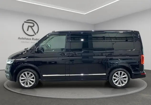 Angebotsdetails Volkswagen T6.1 Multivan 2.0 TDI Highline KR / Schwarz (Deep Black Perleffekt)