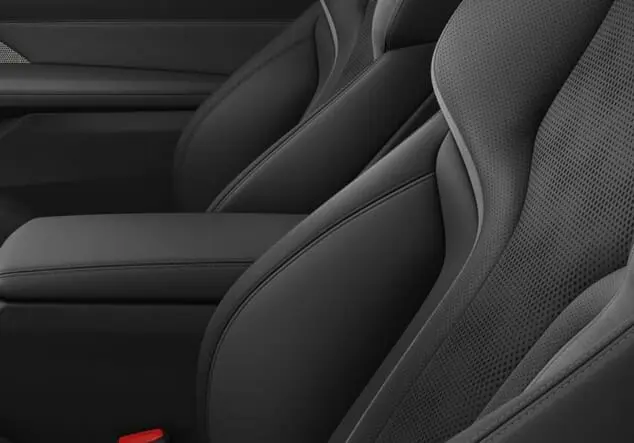 Angebotsdetails BMW 4er Cabrio M4 Competition M xDrive Cabrio BMW Individual Dravitgrau metallic