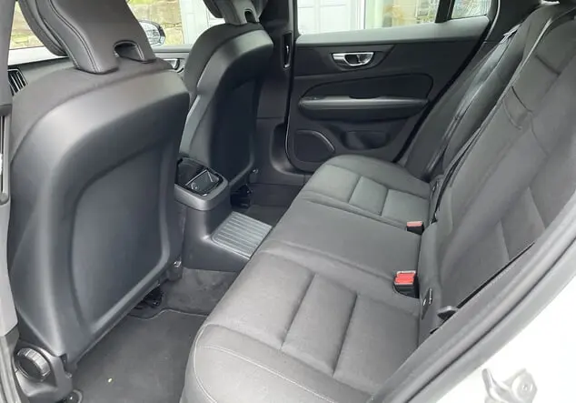 Angebotsdetails Volvo V60 Ice White