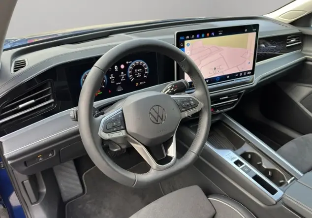Angebotsdetails Volkswagen Passat Blau (Reef Blue Metallic)