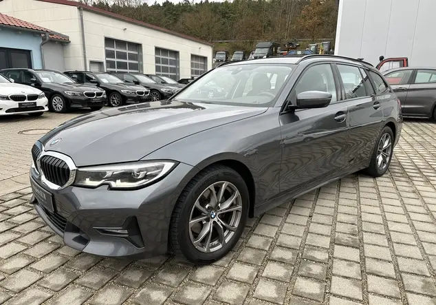 Angebotsdetails BMW 3er Mineralgrau Metallick