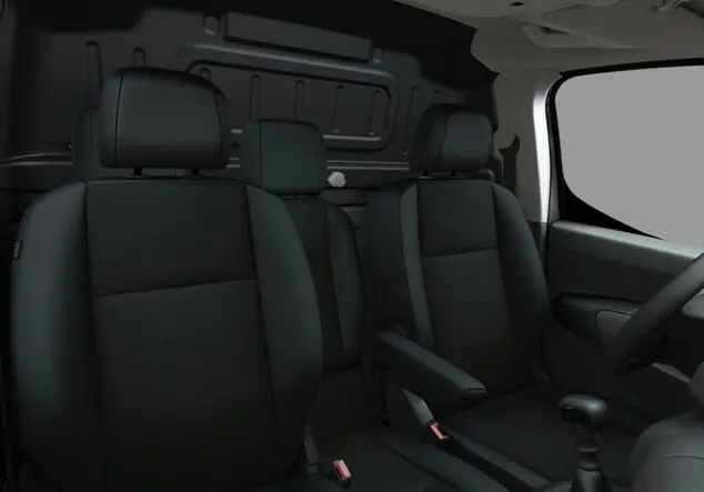 Angebotsdetails Opel Combo LÃ¤nge 1 mit erhÃ¶hter Nutzlast Opel Cargo L1 1.5 Diesel 130 PS 6-Gang-Schaltgetriebe BlueHDi 6-Gang Karbon Schwarz Metallic/Schwarz