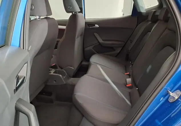 Angebotsdetails Seat Arona Seat Arona FR 1.5 TSI 110 kW (150 PS) 7-Gang-DSG Saphire Blau Metallic / Dach Schwarz