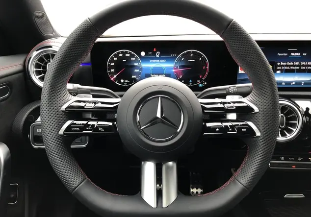 Angebotsdetails Mercedes-Benz CLA Schwarz-Lack kosmosschwarz