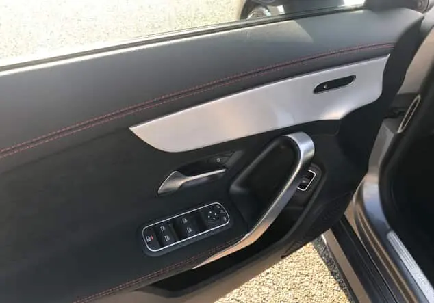 Angebotsdetails Mercedes-Benz CLA 180 Coupé ++sofort verfügbar++ Graulack mountaingrau