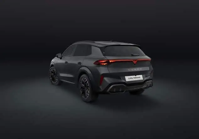 Angebotsdetails Cupra Terramar Cupra Terramar America`s CUP Limited Edition e-HYBRID 1.5 e-HYBRID 200 kW (272 PS) 6-Gang-DSG 200.00 kW (272 PS) Enceladus Grau Matt