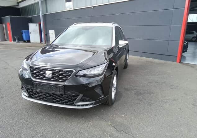 Angebotsdetails Seat Arona FR Seat 1.5 TSI 110 kW (150 PS) 7-Gang-DSG Midnight Schwarz Meta.../Schwarz