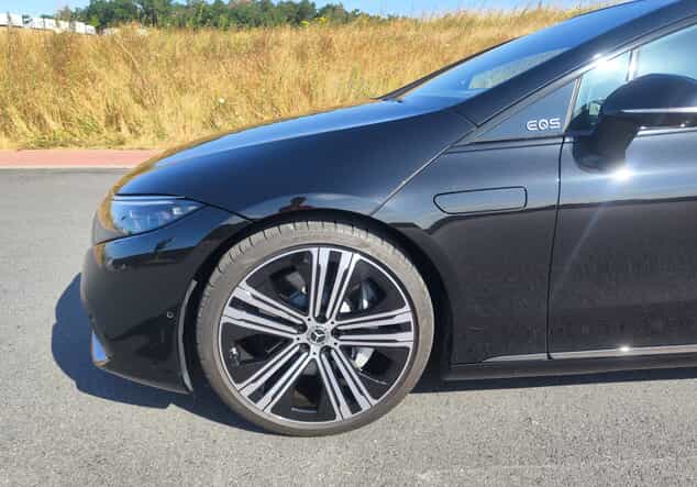 Angebotsdetails Mercedes-Benz EQS Obsidianschwarz Metallic