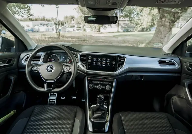 Angebotsdetails Volkswagen T-Roc Indiumgrau Metallic