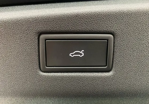 Angebotsdetails Volkswagen ID.7 Pro S 210 kW (286 PS) 86 kWh KLIMA NAVI Schwarz (Grenadillschwarz Metallic)