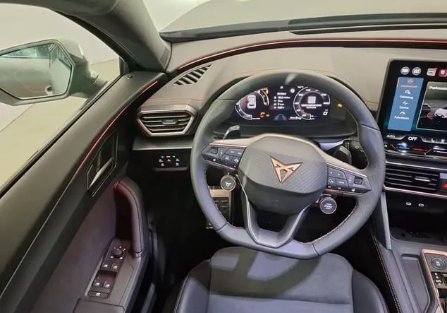 Angebotsdetails Cupra Formentor Cupra Formentor 1.5 eTSI 110 kW (150 PS) 7-Gang-DSG Century Bronze Matt