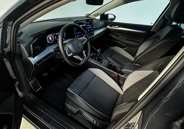 Angebotsdetails Volkswagen Golf varriert