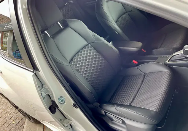 Angebotsdetails Mazda 2 weiß