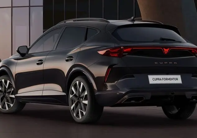 Angebotsdetails Cupra Formentor Cupra Formentor 1.5 eTSI 110 kW (150 PS) 7-Gang-DSG Midnight Schwarz Metallic