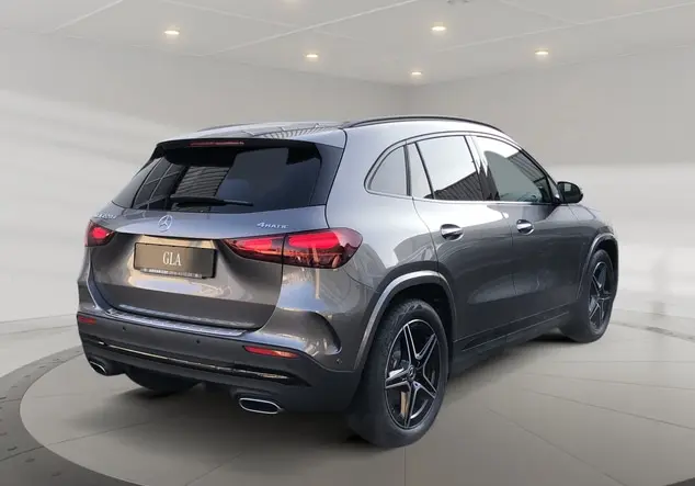 Angebotsdetails Mercedes-Benz GLA Grau-lack mountaingrau
