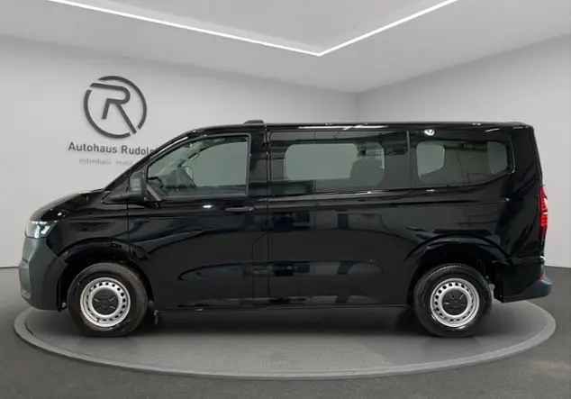 Angebotsdetails Volkswagen T7 Transporter Kombi 2.0 TDI 8-Gang-Automatik Ra Schwarz (Midnight Black Metallic)
