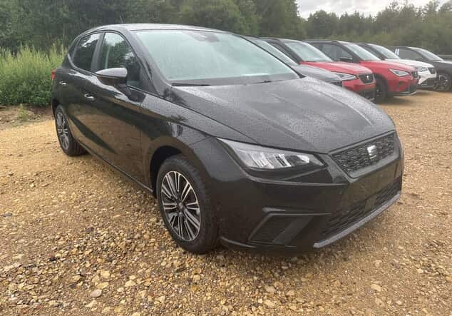 Angebotsdetails Seat Ibiza Seat Road Edition 1.0 TSI 85 kW (116 PS) 7-Gang-DSG Frontantrieb Midnight Schwarz Metallic
