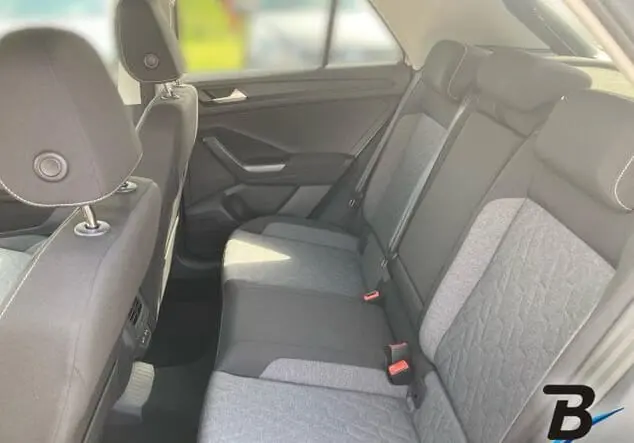 Angebotsdetails Volkswagen T-Roc Silber