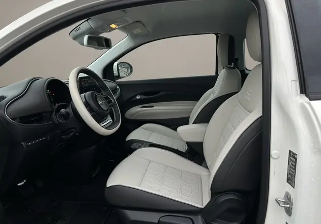 Angebotsdetails Fiat 500e Bianco Alfa, Uni (weiß)