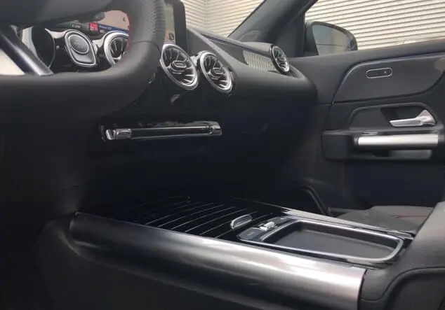 Angebotsdetails Mercedes-Benz GLA Polarweiß