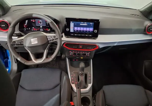 Angebotsdetails Seat Arona Seat Arona FR 1.5 TSI 110 kW (150 PS) 7-Gang-DSG Saphire Blau Metallic / Dach Schwarz