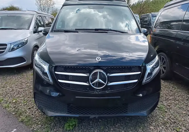 Angebotsdetails Mercedes-Benz Campstar Obsidianschwarz metallic
