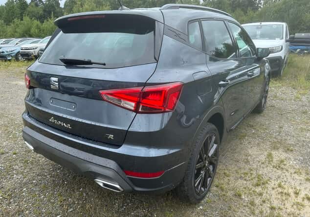 Angebotsdetails Seat Arona Seat FR Black Edition 1.0 TSI 85 kW (116 PS) 7-Gang-DSG Magnetic Grau Metallic / Midn...