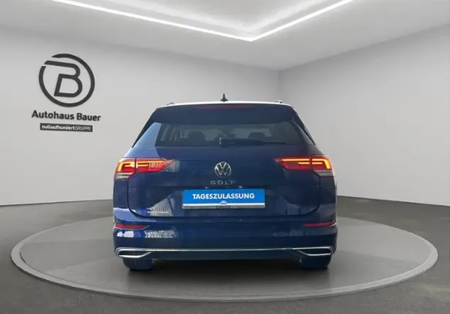 Angebotsdetails Volkswagen Golf Blau (Atlantic Blue Metallic)