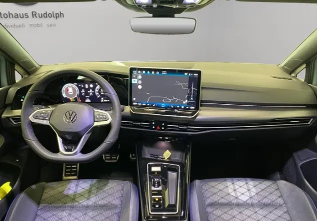 Angebotsdetails Volkswagen Golf VIII Variant R-Line 1.5 eTSI KLIMA Blau (Crystal Ice Blue Metallic)