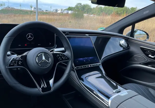 Angebotsdetails Mercedes-Benz EQS Obsidianschwarz Metallic