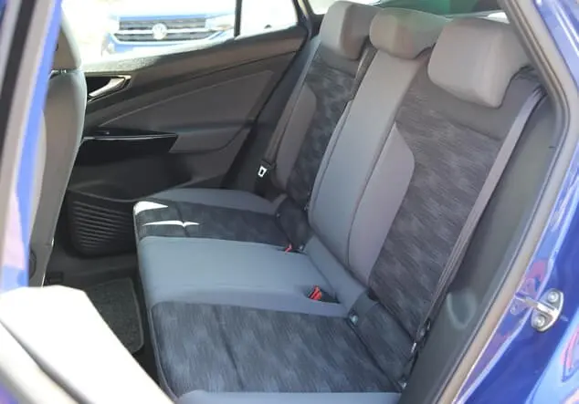 Angebotsdetails Volkswagen ID.4 Blue Dusk Metallic