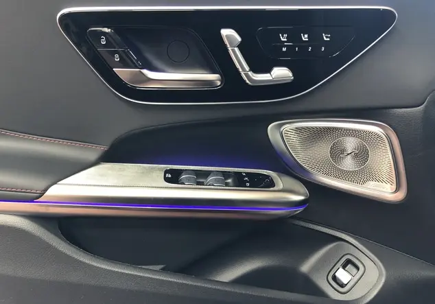 Angebotsdetails Mercedes-Benz MANUFAKTUR Lack MANUFAKTUR alpingrau uni