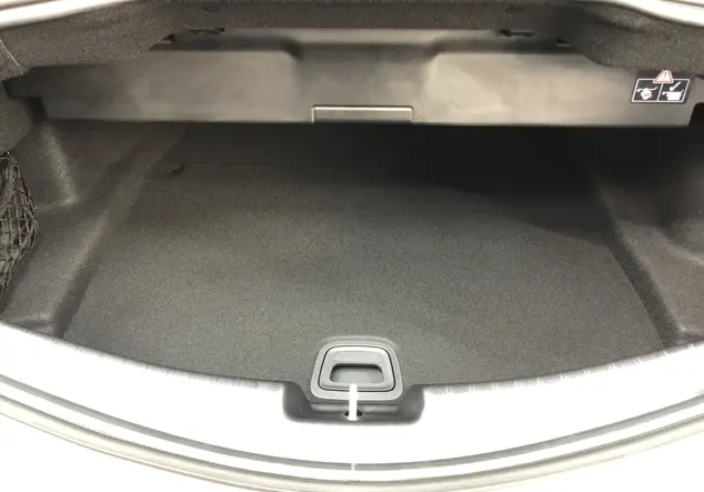 Angebotsdetails Mercedes-Benz MANUFAKTUR Lack MANUFAKTUR alpingrau uni