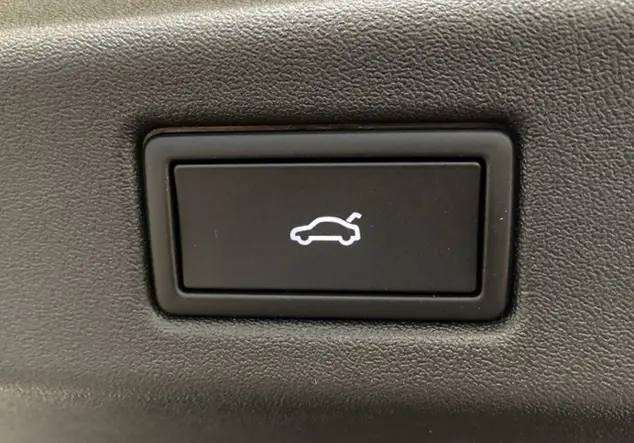 Angebotsdetails Volkswagen ID.7 Tourer Pro 82 kWh KLIMA NAVI ALU Blau (Aquamarinblau Metallic/Schwarz)