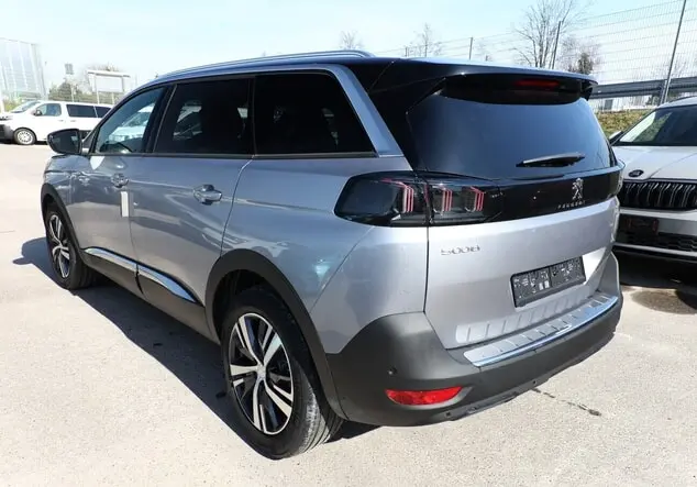 Angebotsdetails Peugeot 5008 130 EAT8 Allure Pack 360° -36% Grau