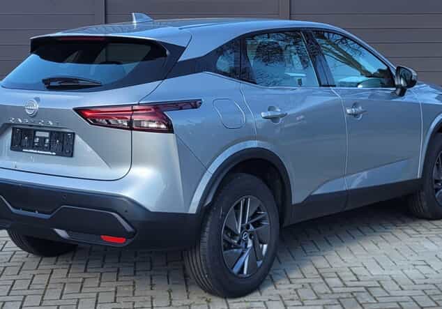 Angebotsdetails Nissan Qashqai weiß metallic / grau metallic