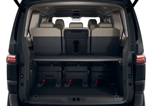 Angebotsdetails Volkswagen T7 Schwarz (Deep Black Perleffekt)