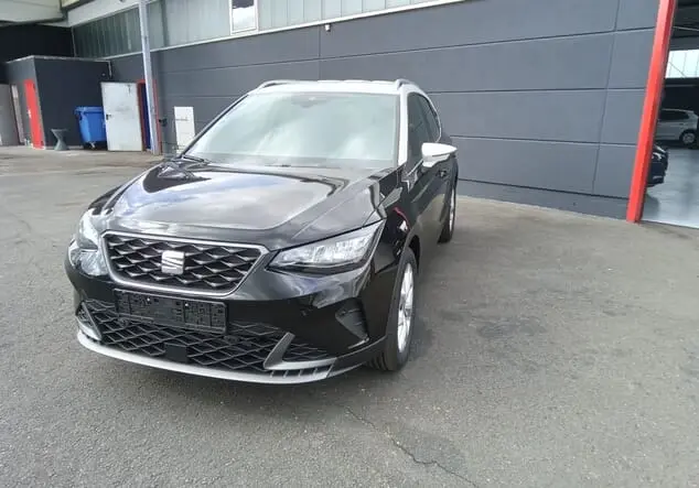 Angebotsdetails Seat Arona Seat Arona FR 1.5 TSI 110 kW (150 PS) 7-Gang-DSG Midnight Schwarz Metallic