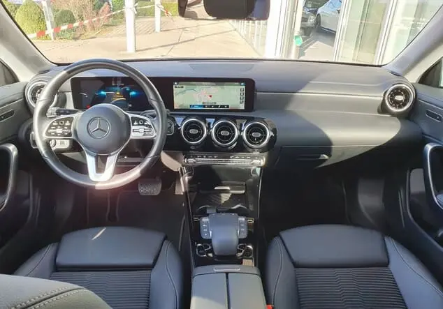 Angebotsdetails Mercedes-Benz CLA 180 Shooting Brake Silver/Grey