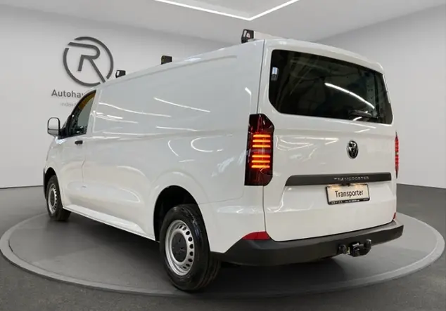 Angebotsdetails Volkswagen T7 Transporter Kasten 2.0 TDI LR Radstand 3500 m Weià (Clear White)