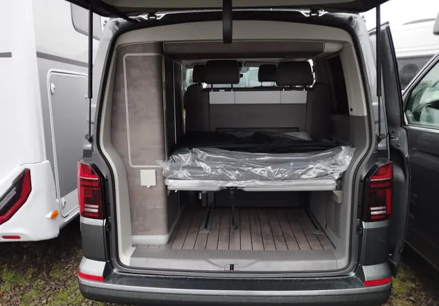 Angebotsdetails Volkswagen T6.1 Indiumgrau Metallic Dach Schwarz