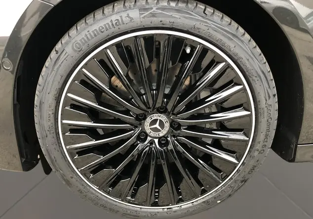Angebotsdetails Mercedes-Benz E Graulack graphitgrau